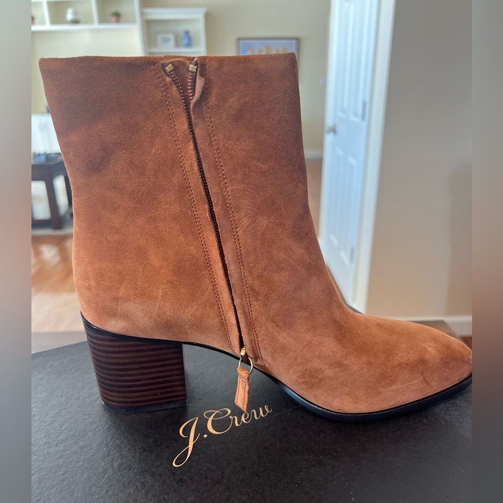 NWT J. Crew Sadie Stacked Heel
Bootie Suede| Size 11 M | Dark Nutmeg/ Tan - Picture 5 of 5